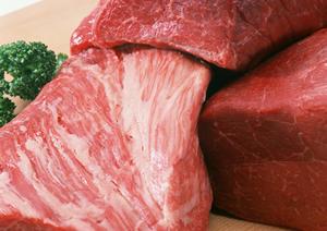 ホストクラブで楽しいひと時を過ごす